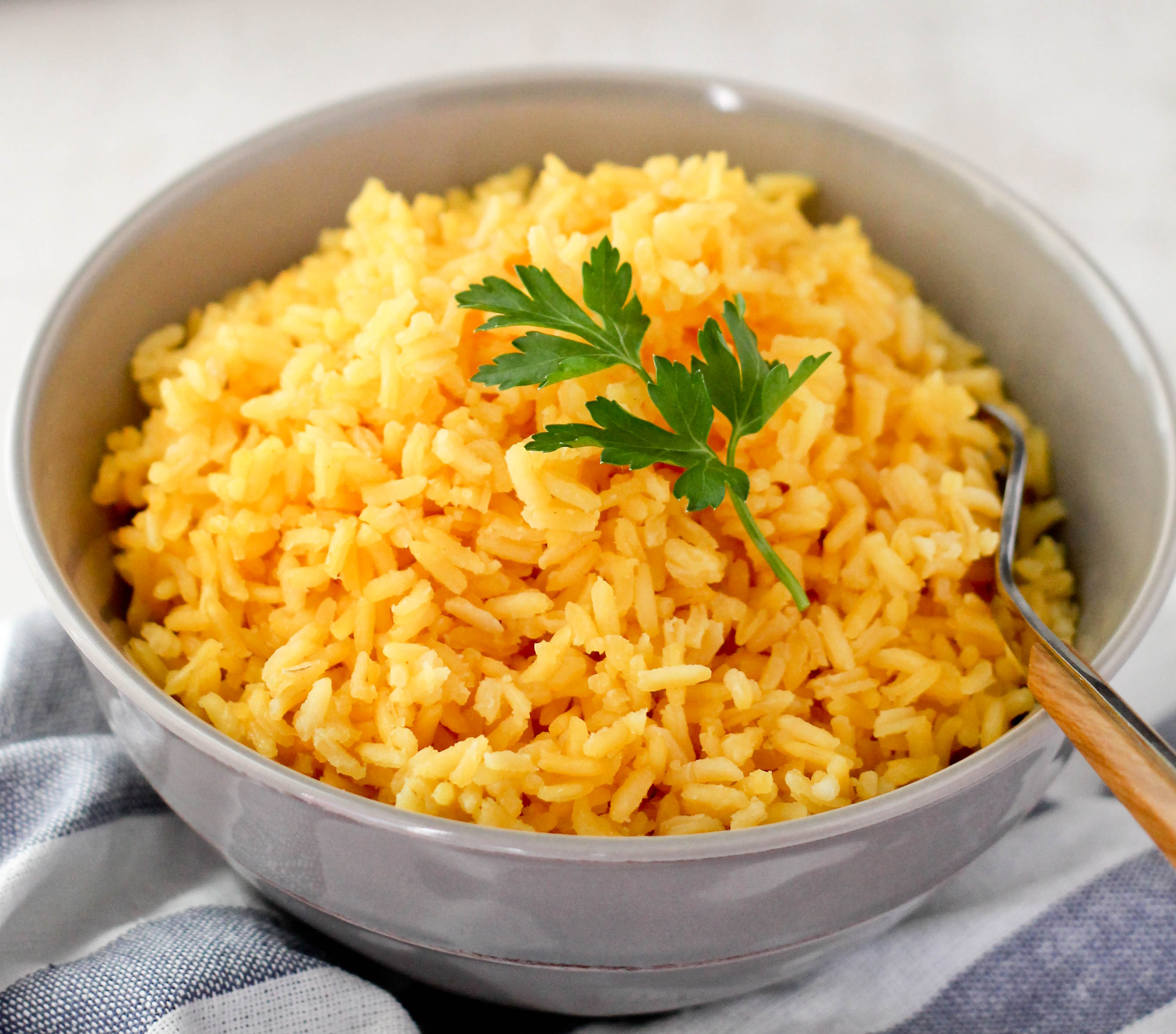 Easy Yellow Spanish Rice (Arroz Amarillo) Recipe / Video - Eat Simple Food